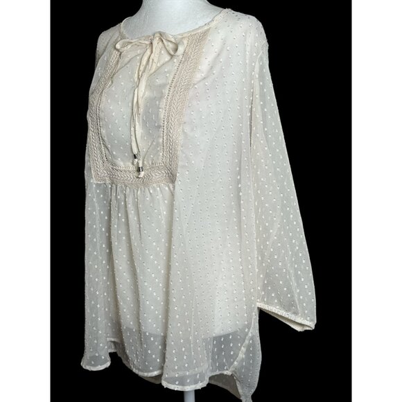 Maurices Size M Womens Sheer Polka Dot Cream Relax Blouse With Crochet Detail - Picture 4 of 9